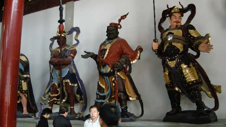 霊隠寺の仏像